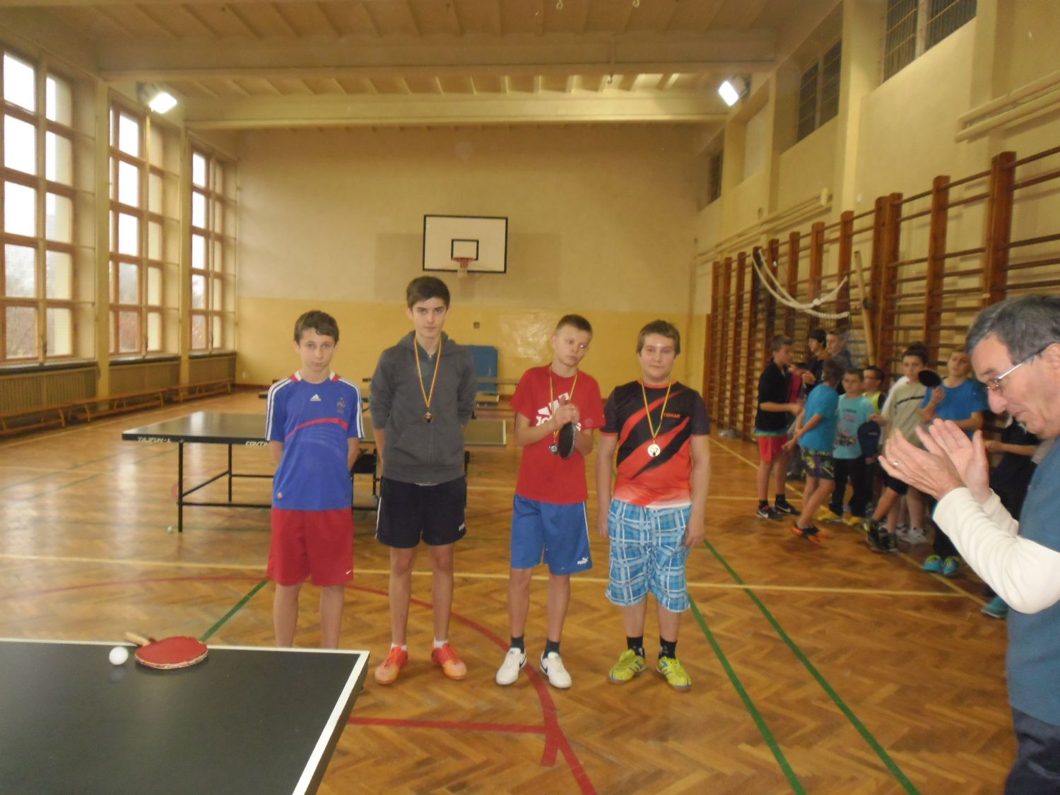 Turniej tenisa stołowego 23.11.2013 r.