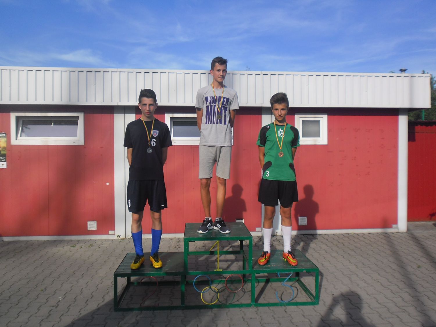 Komunikat z gminnych zawodów sportowo – rekreacyjnych młodzieży szkolnej w kategorii trampkarza „Sportowe Wakacje 2016”